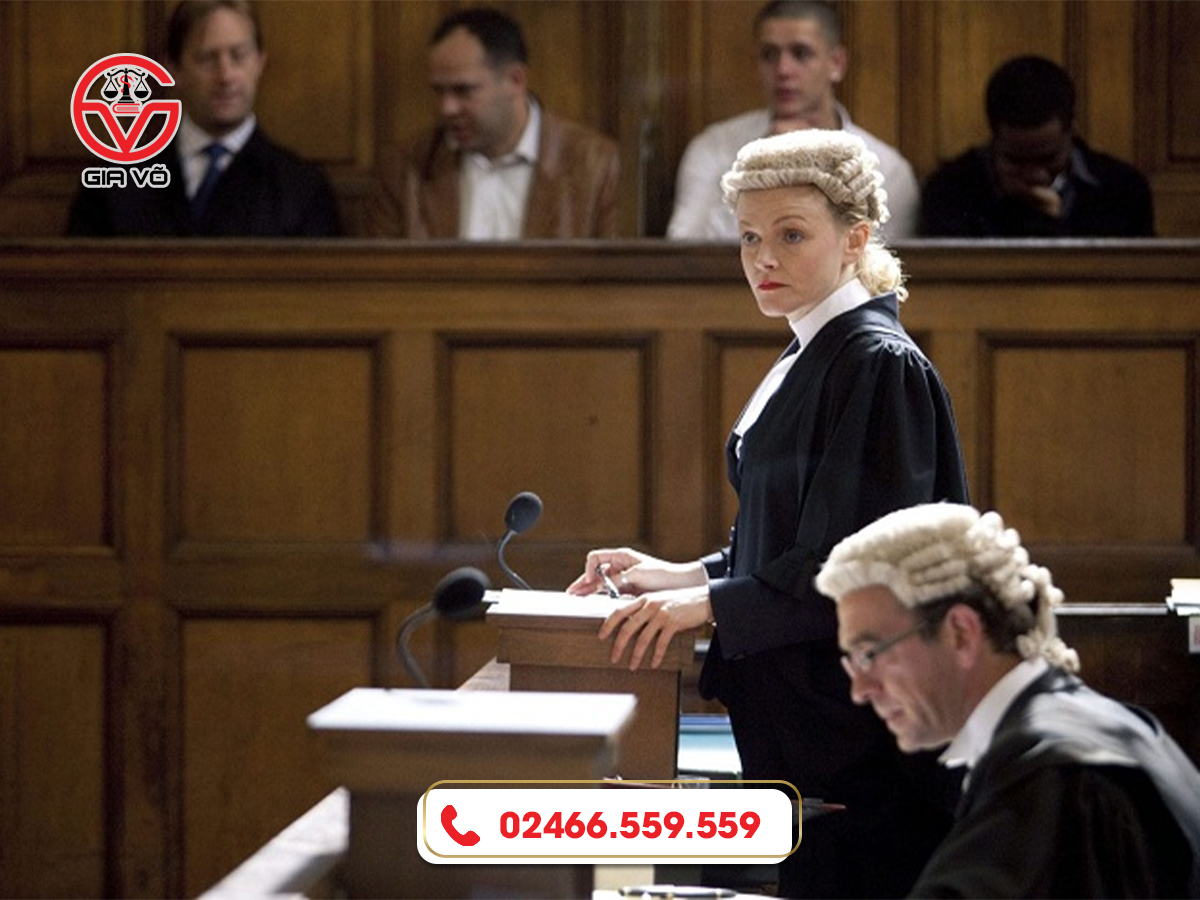 Được trang bị đầy đủ các kiến thức chuyên sâu về pháp luật Được trang bị đầy đủ các kiến thức chuyên sâu về pháp luật